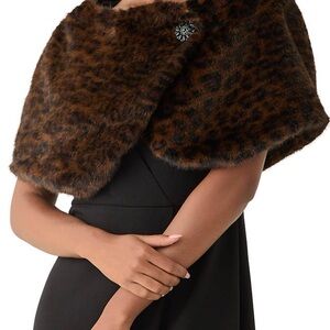 Elegant Faux Fur Leopard Print Cape Topper